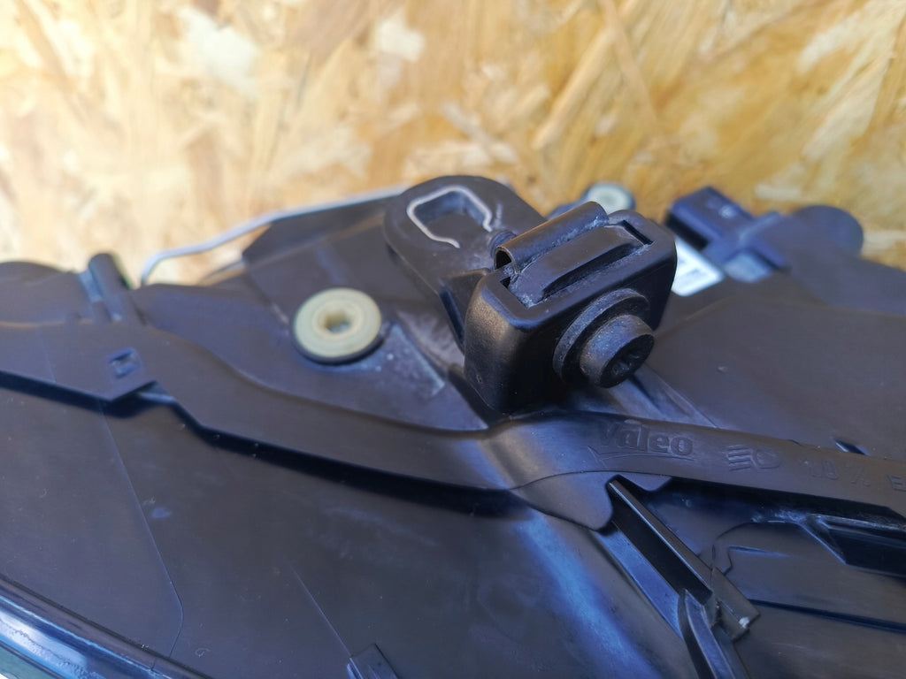 Frontscheinwerfer Audi Q5 8R0941006C Bi-Xenon Rechts Scheinwerfer Headlight