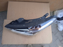 Load image into Gallery viewer, Frontscheinwerfer Hyundai Grand Santa Fe LED Links Scheinwerfer Headlight