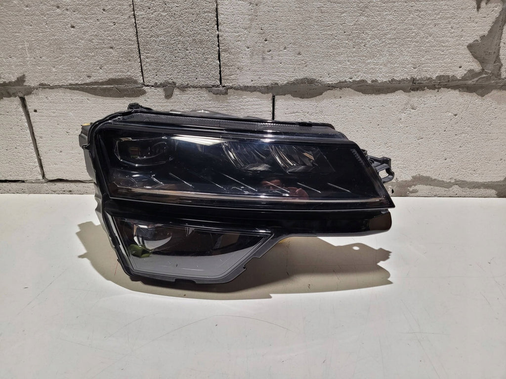 Frontscheinwerfer Skoda Karoq 57B941016D Rechts Scheinwerfer Headlight SCH9928294321vb