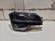 Load image into Gallery viewer, Frontscheinwerfer Skoda Karoq 57B941016D Rechts Scheinwerfer Headlight SCH9928294321vb