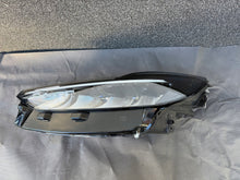 Laden Sie das Bild in den Galerie-Viewer, Frontscheinwerfer Ford Kuga PV4B-13E015-CE LED Links Scheinwerfer Headlight SCH5201153741kj