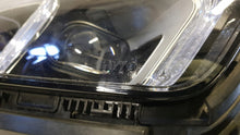 Laden Sie das Bild in den Galerie-Viewer, Frontscheinwerfer Mercedes-Benz Gle A1679065806 Rechts Scheinwerfer Headlight SCH8009317128vi