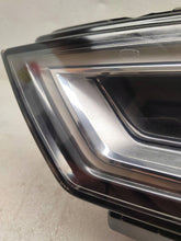 Laden Sie das Bild in den Galerie-Viewer, Frontscheinwerfer Audi A3 8V0941033C Full LED Links Scheinwerfer Headlight