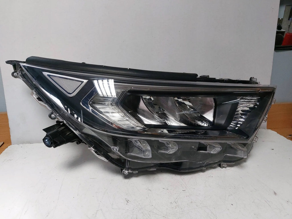Frontscheinwerfer Toyota V LED Rechts Scheinwerfer Headlight SCH2503805407wl