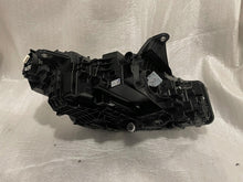 Laden Sie das Bild in den Galerie-Viewer, Frontscheinwerfer BMW 2 Active Tourer U06 5A42247-05 5A42248-05 LED Ein Satz SCH9170326223hq