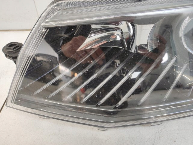 Frontscheinwerfer Skoda Octavia III Bi-Xenon Links Scheinwerfer Headlight SCH1228018874jr