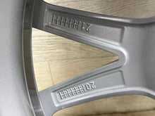 Load image into Gallery viewer, 1x Alufelge 17 Zoll 5x112 6883518 BMW 3 G21 G20 Rim Wheel FEL8254353902eq