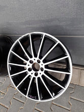 Laden Sie das Bild in den Galerie-Viewer, 1x Alufelge 20 Zoll 8.0&quot; 5x112 Mercedes-Benz W213 Rim Wheel