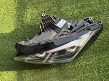 Laden Sie das Bild in den Galerie-Viewer, Frontscheinwerfer BMW 2 Active Tourer U06 5A42247-08 Links Headlight SCH5101805645vt