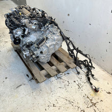 Load image into Gallery viewer, Motor Toyota I XA25A-V92CG 2.5 15TKm 2024 Hybrid Engine Komplett