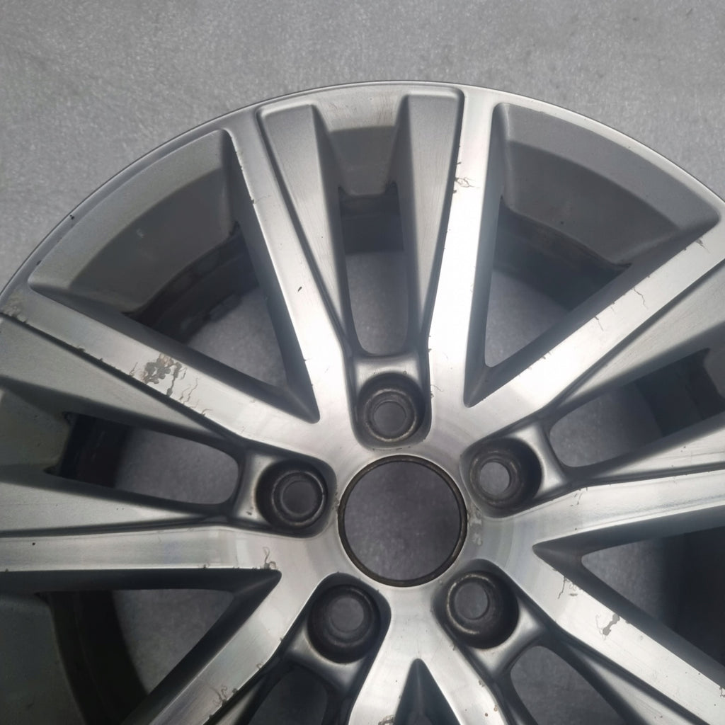 1x Alufelge 15 Zoll 6.0" 5x100 40ET Glanz Silber 6R0601025R VW Polo 6r Rim Wheel FEL7269037789hc