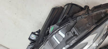Laden Sie das Bild in den Galerie-Viewer, Frontscheinwerfer Mercedes-Benz W246 130702376707 Rechts Scheinwerfer Headlight SCH8094190461eu