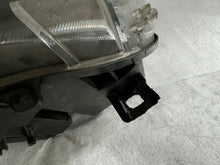 Load image into Gallery viewer, Frontscheinwerfer Mercedes-Benz Sprinter Links Scheinwerfer Headlight SCH7585481061ka