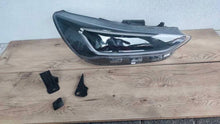 Load image into Gallery viewer, Frontscheinwerfer Ford Focus NX7B13E016AK Rechts Scheinwerfer Headlight SCH3369901466gc