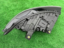 Laden Sie das Bild in den Galerie-Viewer, Frontscheinwerfer VW Multivan T7 7T1941035A 7T1941035 LED Links Headlight SCH4616897455al
