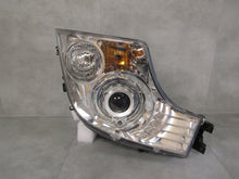 Load image into Gallery viewer, Frontscheinwerfer Mercedes-Benz A9608200739 Xenon Rechts Scheinwerfer Headlight SCH3189148124rf