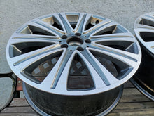 Laden Sie das Bild in den Galerie-Viewer, 1x Alufelge 19 Zoll 8.0&quot; 5x112 43ET A2134010500 Mercedes-Benz W213 Rim Wheel