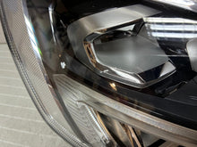 Laden Sie das Bild in den Galerie-Viewer, Frontscheinwerfer Ford Focus JX7B-13E014-AE Full LED Rechts Headlight SCH4472285836ap