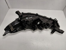 Laden Sie das Bild in den Galerie-Viewer, Frontscheinwerfer Toyota Corolla 16-184 0L10A Full LED Rechts Headlight SCH6958674074td