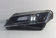 Laden Sie das Bild in den Galerie-Viewer, Frontscheinwerfer Skoda Superb III 3V1941015A LED Links Scheinwerfer Headlight