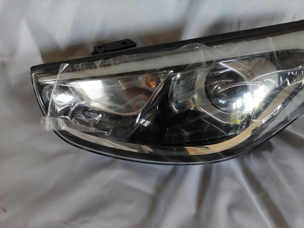 Frontscheinwerfer Hyundai Ix35 92101-2SXXX LED Ein Stück (Rechts oder Links)