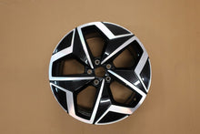 Laden Sie das Bild in den Galerie-Viewer, 1x Alufelge 19 Zoll 7.5" 5x112 50ET Glanz Schwarz 10A601025J VW I Rim Wheel FEL2189488789ki
