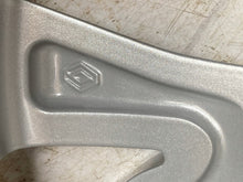 Load image into Gallery viewer, 1x Alufelge 16 Zoll 6.5" 5x114.3 41ET 403009128R Renault Megane 1 Rim Wheel FEL2433092833ou