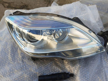 Laden Sie das Bild in den Galerie-Viewer, Frontscheinwerfer Mercedes-Benz W251 A2518206861 A2518206761 Xenon Ein Satz SCH3579878737yt