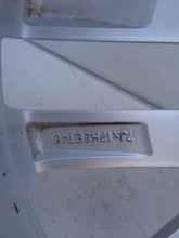 Laden Sie das Bild in den Galerie-Viewer, 1x Alufelge 17 Zoll 7.0" 5x100 46ET 6V0601025C Skoda Rim Wheel FEL3440996739kl