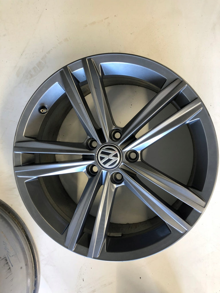 1x Alufelge 18 Zoll 7.5" 5x112 51ET Schwarz 5G0601025DC VW Golf I Rim Wheel FEL9354229845rt