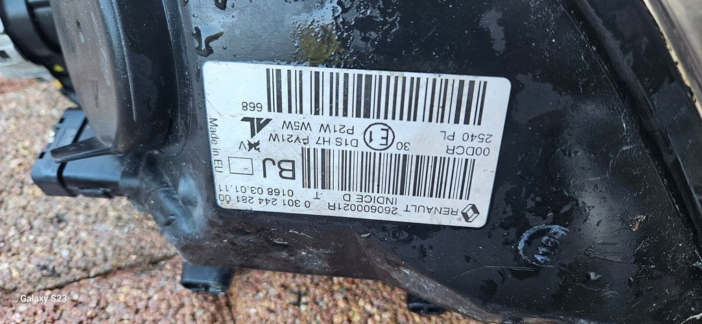 Frontscheinwerfer Renault Megane III 260600021R Xenon Rechts oder Links SCH5349583310om