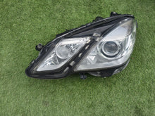 Laden Sie das Bild in den Galerie-Viewer, Frontscheinwerfer Mercedes-Benz W212 A2128201961 Xenon Links Headlight SCH4570111229ye