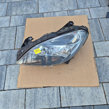 Laden Sie das Bild in den Galerie-Viewer, Frontscheinwerfer Mercedes-Benz W246 A2468200161 Links Scheinwerfer Headlight SCH4553425691qj