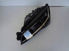 Laden Sie das Bild in den Galerie-Viewer, Frontscheinwerfer Skoda Superb III 3V1941015D Full LED Links Headlight
