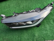 Laden Sie das Bild in den Galerie-Viewer, Frontscheinwerfer Toyota IV Yaris Full LED Links Scheinwerfer Headlight SCH7779489934jn