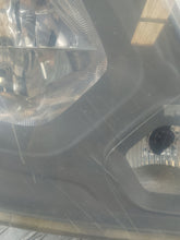 Laden Sie das Bild in den Galerie-Viewer, Frontscheinwerfer Mercedes-Benz Sprinter 906 9068202461 Rechts Headlight