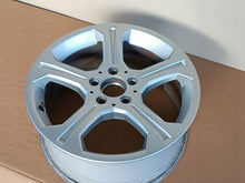 Laden Sie das Bild in den Galerie-Viewer, 1x Alufelge 17 Zoll 7.5" 5x112 47 5ET A2044010004 Mercedes-Benz Rim Wheel FEL3218802457lk
