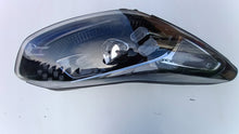 Laden Sie das Bild in den Galerie-Viewer, Frontscheinwerfer Kia Sportage IV F1921-52600 F192102200 Full LED Rechts SCH8698822589ql