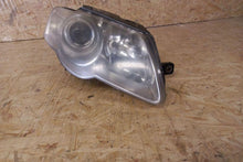 Load image into Gallery viewer, Frontscheinwerfer VW Passat 3C0941055AA Rechts Scheinwerfer Headlight SCH6781361828tl
