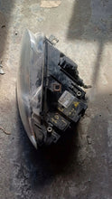 Laden Sie das Bild in den Galerie-Viewer, Frontscheinwerfer Audi A4 8E0941003AM Links Scheinwerfer Headlight