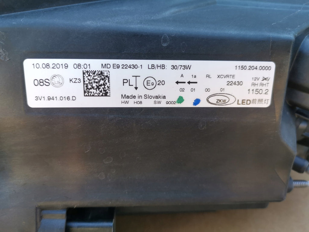 Frontscheinwerfer Skoda Superb III 3V1941016D Full LED Rechts Headlight