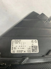 Laden Sie das Bild in den Galerie-Viewer, Frontscheinwerfer Skoda Karoq 57B941035 Links Scheinwerfer Headlight SCH9428779261tp