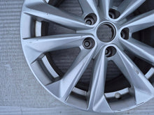 Load image into Gallery viewer, 1x Alufelge 17 Zoll 7.0" 5x114.3 40ET DHAN07 Nissan Qashqai I J11 Rim Wheel FEL2242936170qf