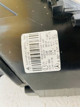 Laden Sie das Bild in den Galerie-Viewer, Frontscheinwerfer Mercedes-Benz W221 A2218204159 Xenon Links Headlight SCH2028041760pd