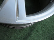 Laden Sie das Bild in den Galerie-Viewer, 1x Alufelge 17 Zoll 7.5" 5x100 46ET Glanz Silber 82A601025 Audi A1 Rim Wheel FEL4020132917rb