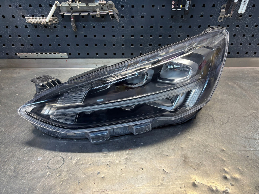 Frontscheinwerfer Ford Focus IV JX7B-13E015CE LED Links Scheinwerfer Headlight SCH2362304668cn