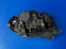 Load image into Gallery viewer, Frontscheinwerfer BMW E83 Xenon Links Scheinwerfer Headlight SCH8171093348mv