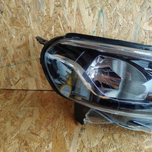Load image into Gallery viewer, Frontscheinwerfer Toyota Proace AZF670 Rechts Scheinwerfer Headlight SCH3011522451dx