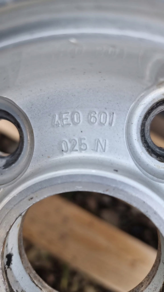 1x Alufelge 19 Zoll 8.5" 5x112 45ET Glanz Silber 4E0601025N Audi A8 Rim Wheel FEL1999993958hx