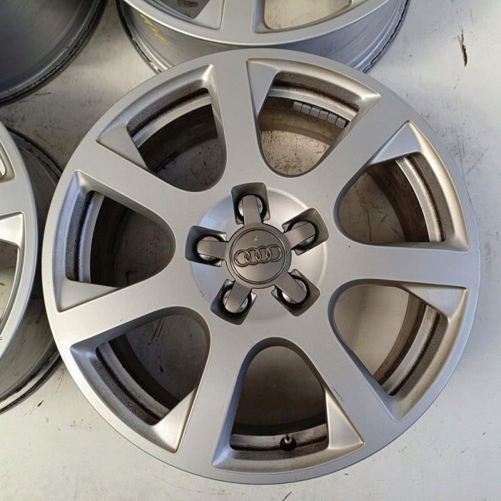 4x Alufelge 17 Zoll 7.0" 5x112 37ET Glanz Silber 8R0601025E Audi Q5 Rim Wheel FEL9086977629ga